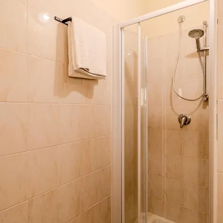 Apartment Piazza San Giuseppe-10 By Interhome *