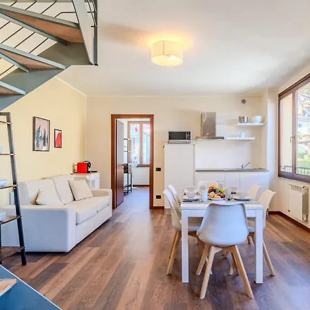 Apartamento Piazza San Giuseppe-10 By Interhome Acquaseria